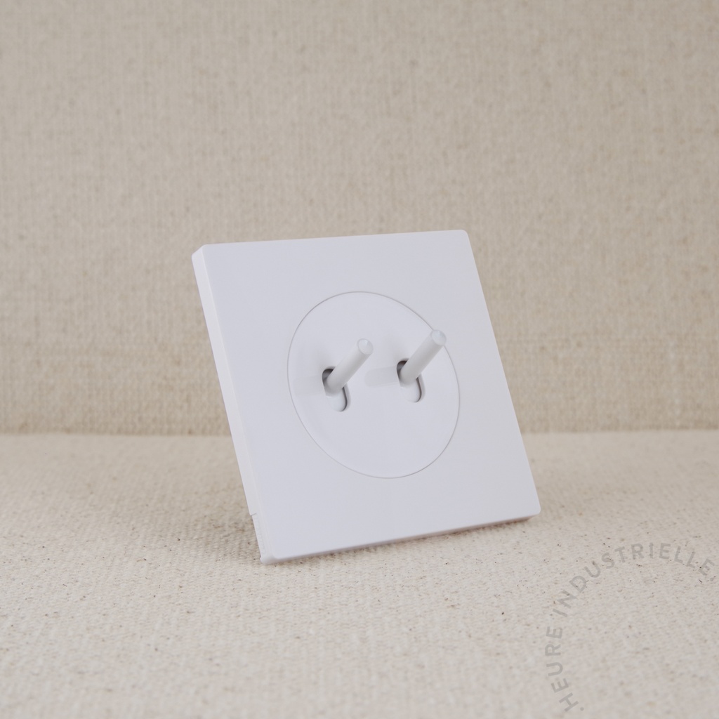 Appareillage complet DOM - 1 Va-et-Vient + 1 Bouton Poussoir