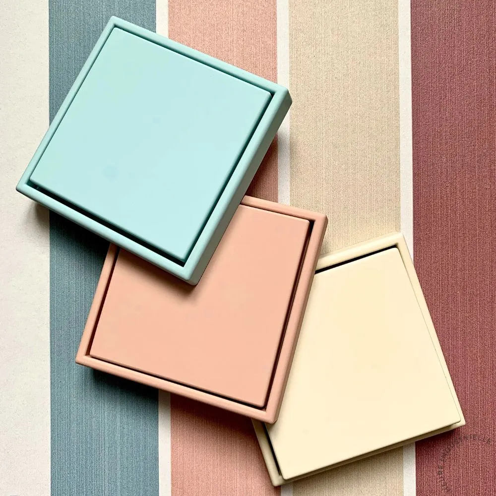 LS 990 LES COULEURS® LE CORBUSIER
