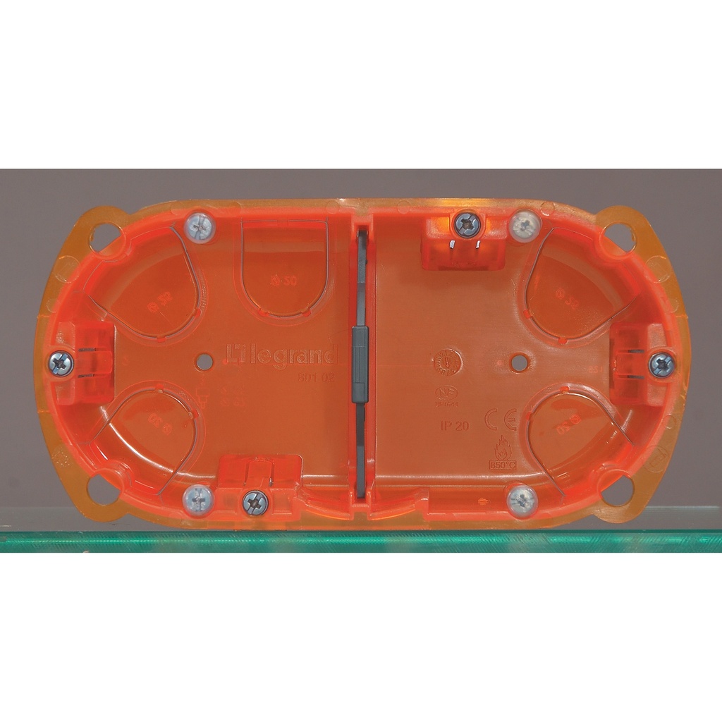 Boîte multimatériaux Batibox 2 postes 4 à 5 modules vertical/horizontal - 40mm